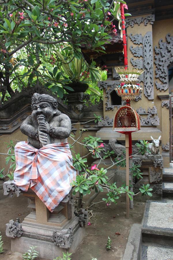 Green Palm Homestay BALI ภายนอก รูปภาพ