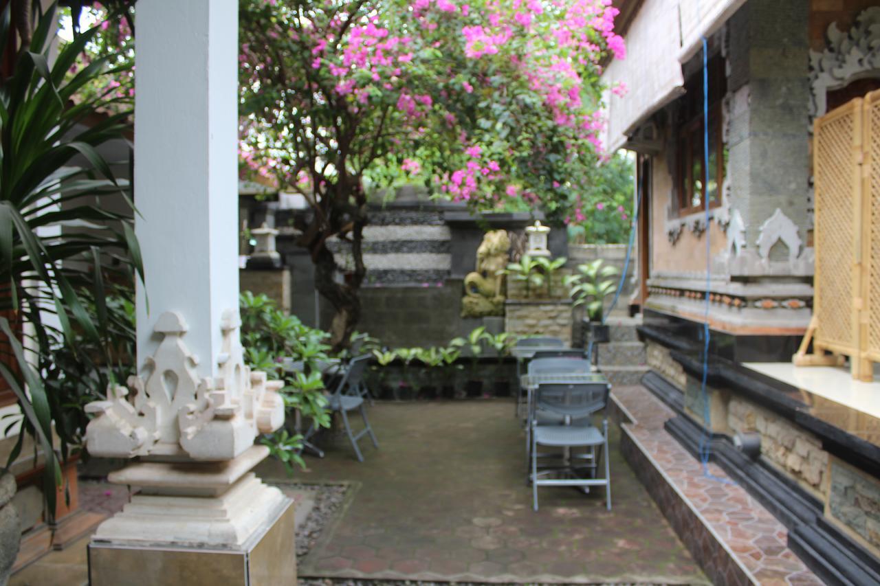 Green Palm Homestay BALI ภายนอก รูปภาพ