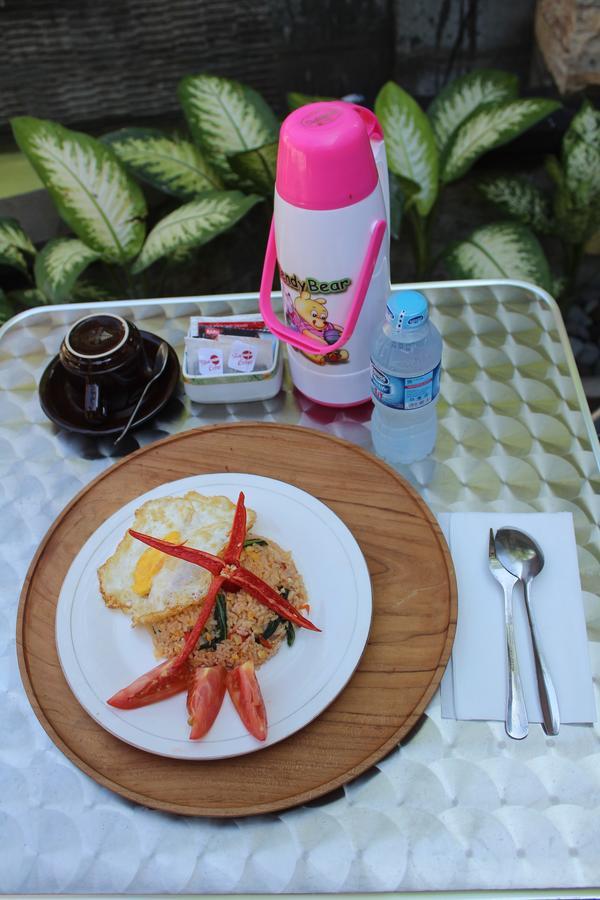 Green Palm Homestay BALI ภายนอก รูปภาพ